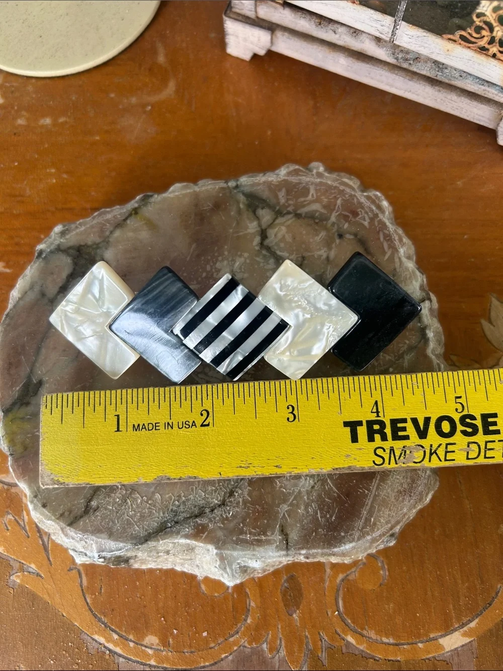 Vintage Pearlescent Black & White Geometric Barrette